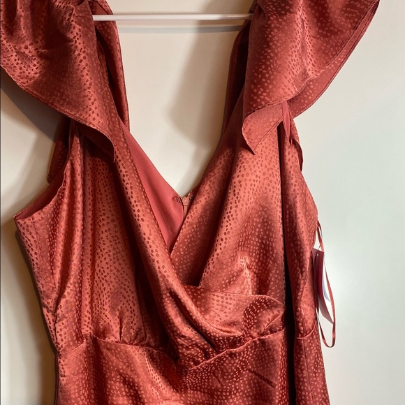 Satin midi slit dress 2x - Picture 2 of 11